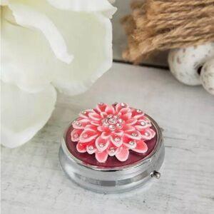 New Pink Flower Rhinestone Keepsake box with mirror